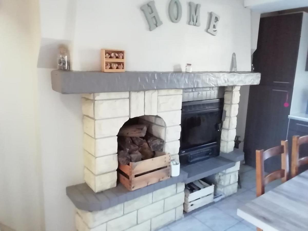 Le Gite De La Maison Rouge Anctoville Esterno foto