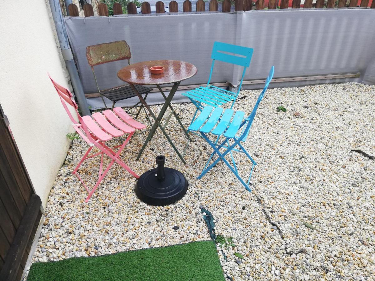 Le Gite De La Maison Rouge Anctoville Esterno foto
