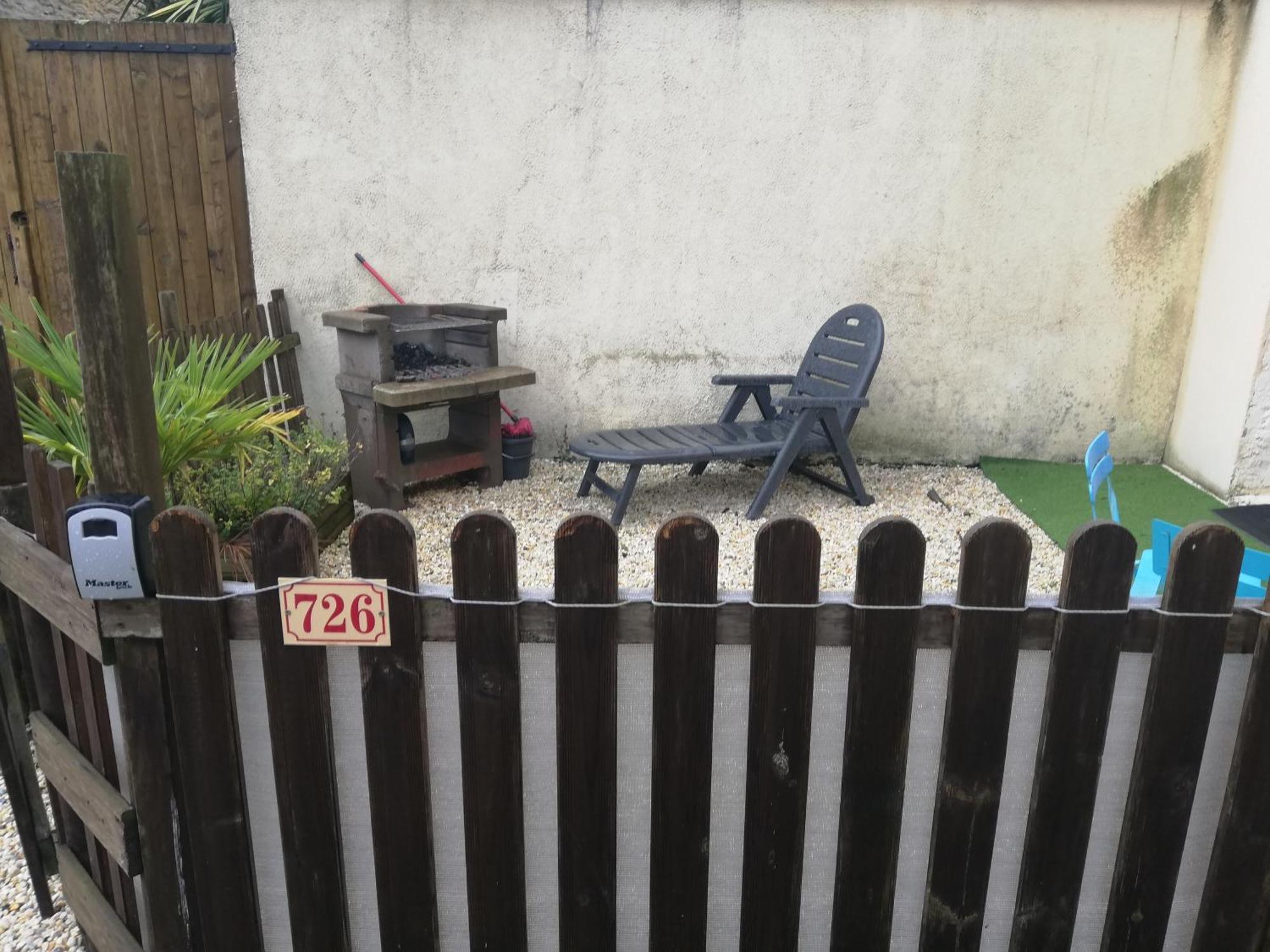 Le Gite De La Maison Rouge Anctoville Esterno foto